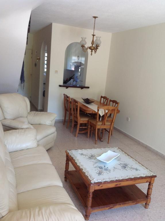 Paphos Townhouseヴィラ エクステリア 写真
